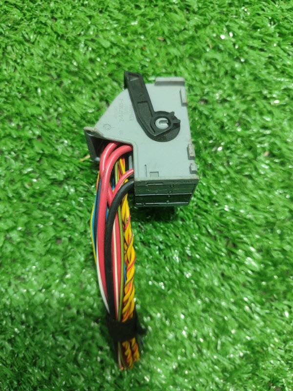 Фишка разъем BMW X3 2007 E83