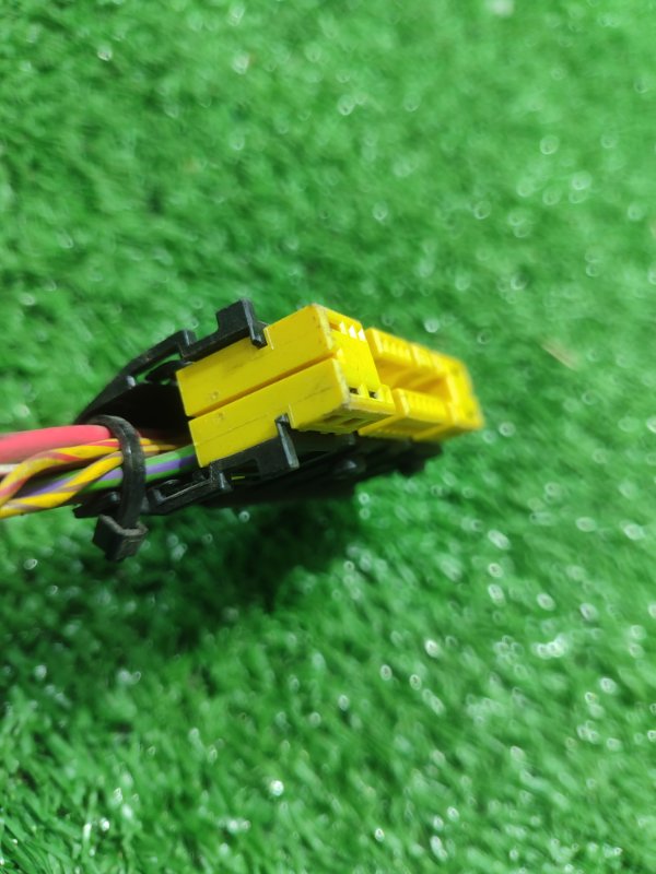 Фишка разъем BMW X3 2007 E83