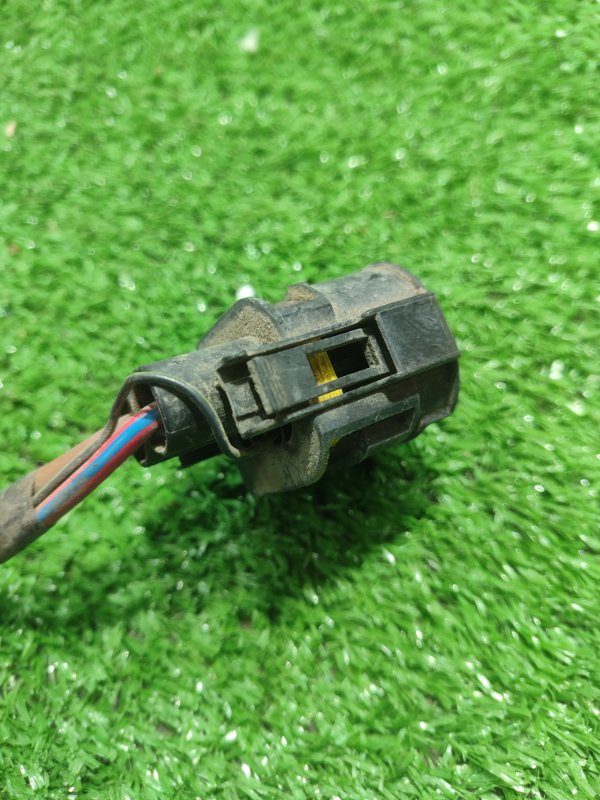 Фишка разъем BMW X3 2007 E83