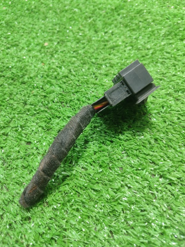 Фишка разъем BMW X3 2007 E83