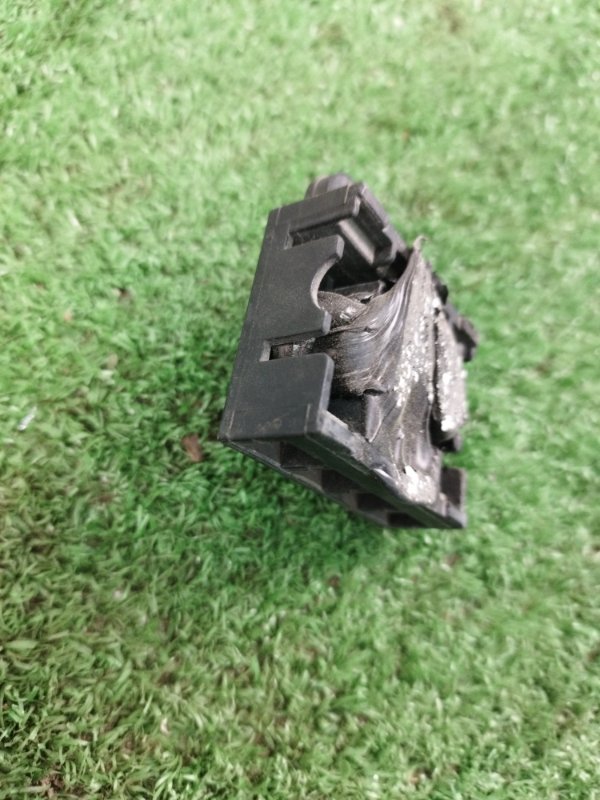 КРОНШТЕЙН Mercedes-Benz G-Class 2013 W463