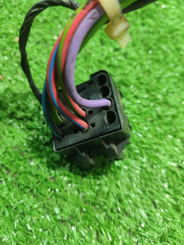 Фишка разъем BMW X3 2007 E83