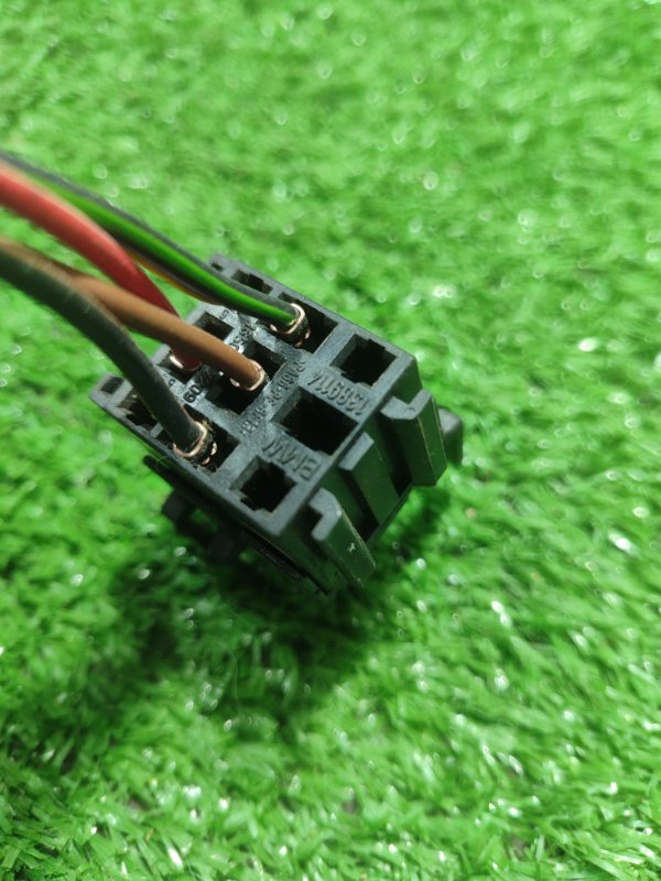 Фишка разъем BMW X3 2007 E83