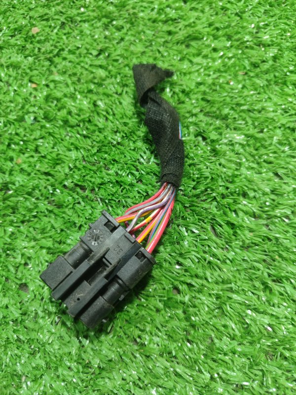 Фишка разъем BMW X3 2007 E83