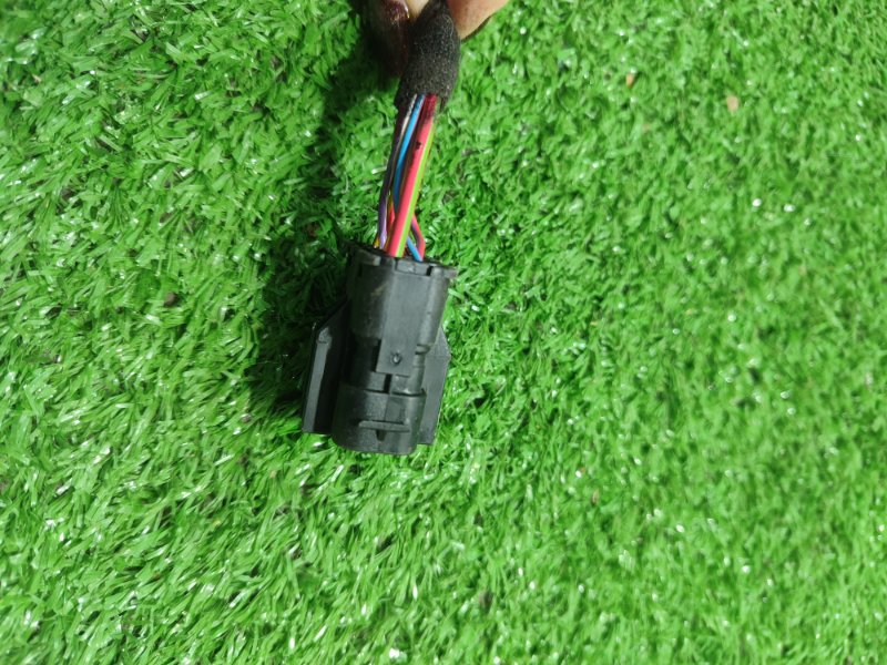 Фишка разъем BMW X3 2007 E83