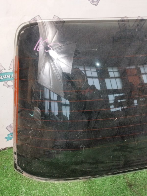 Стекло заднее лада 2105 21053