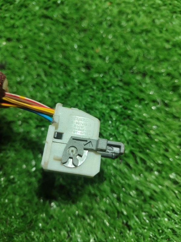 Фишка разъем BMW X3 2007 E83