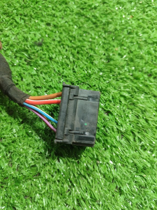 Фишка разъем BMW X3 2007 E83