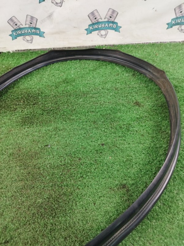 Уплотнитель жабо лада калина 2007 11193