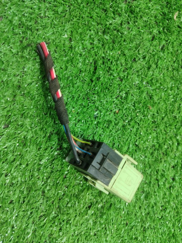 Фишка разъем BMW X3 2007 E83