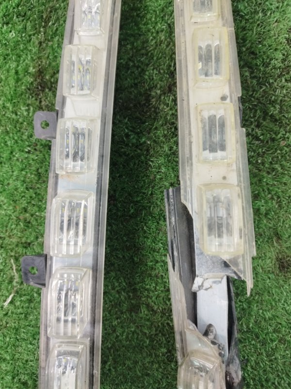 Фара противотуманная Mercedes-Benz G-Class 2013 W463