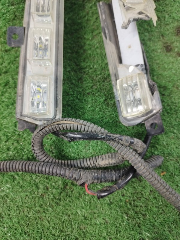 Фара противотуманная Mercedes-Benz G-Class 2013 W463