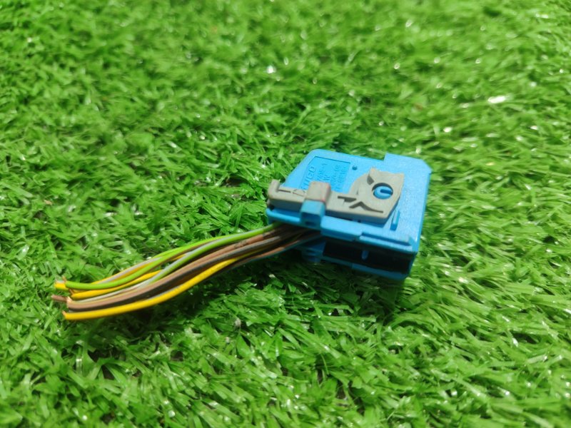 Фишка разъем BMW X3 2007 E83