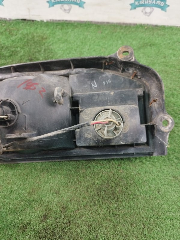 Фонарь заднего хода Toyota Carina 1989 st170