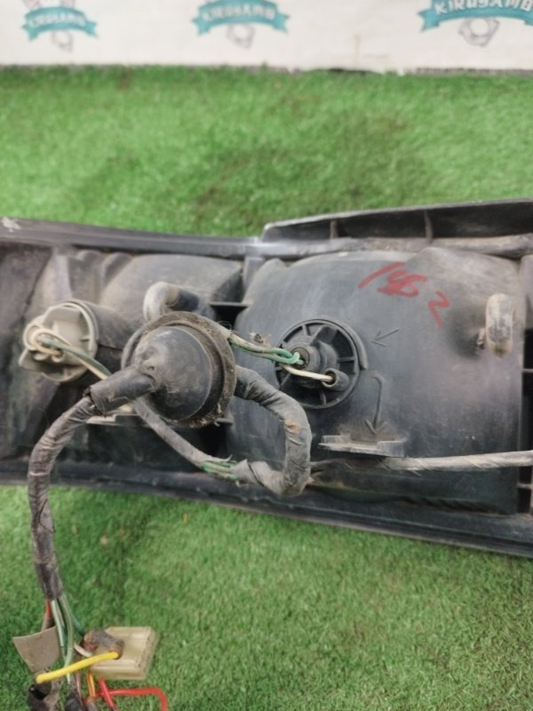 Фонарь заднего хода Toyota Carina 1989 st170