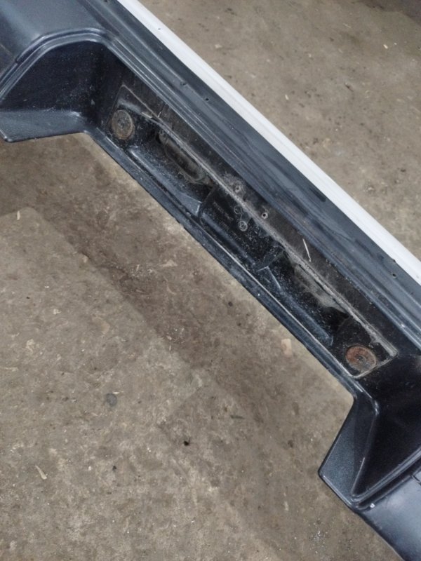 Бампер Toyota Carina 1989 st170