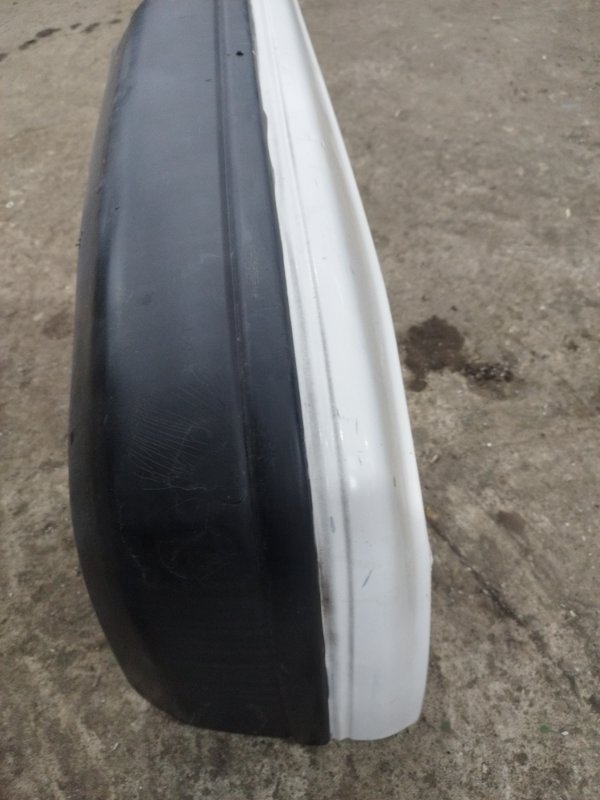 Бампер Toyota Carina 1989 st170