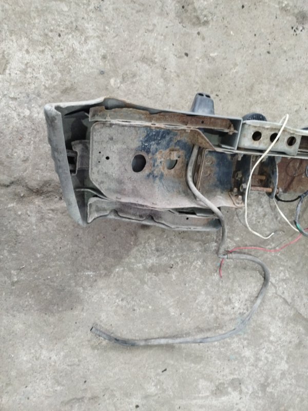 Бампер Mitsubishi Pajero 2