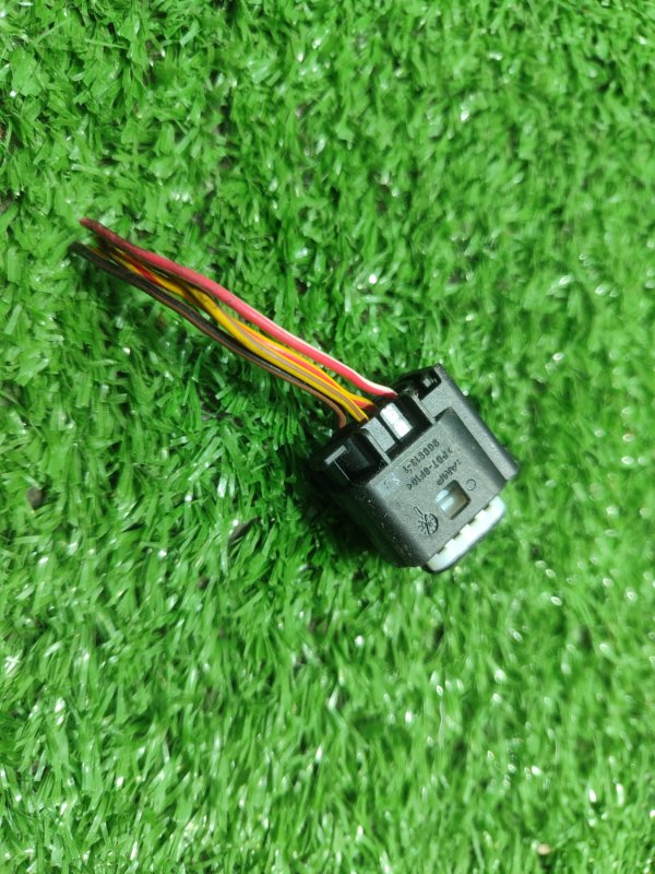 Фишка разъем BMW X3 2007 E83