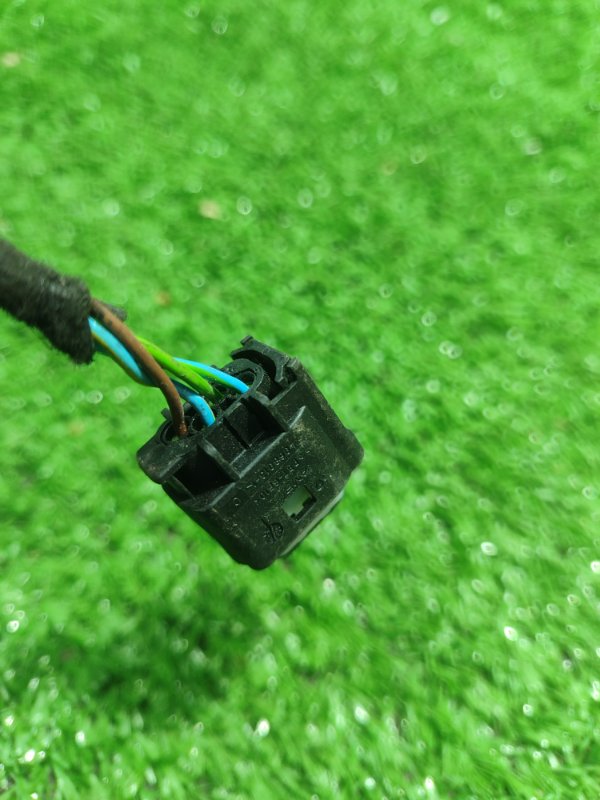 Фишка разъем BMW X3 2007 E83