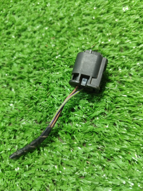 Фишка разъем BMW X3 2007 E83