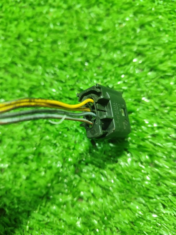 Фишка разъем BMW X3 2007 E83