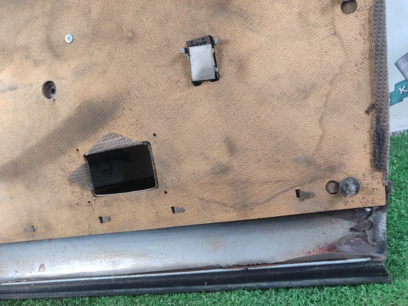 Обшивка боковой двери Toyota Carina 1989 st170