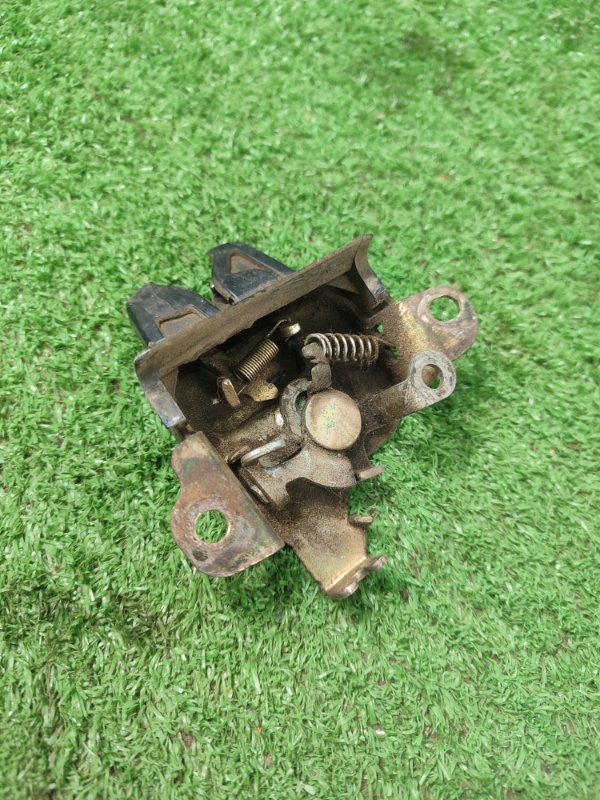 Замок багажника Toyota Carina 1989 st170