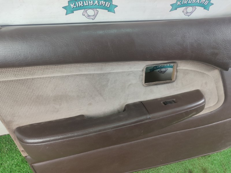 Обшивка боковой двери Toyota Carina 1989 st170