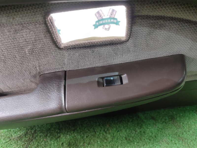 Обшивка боковой двери Toyota Carina 1989 st170