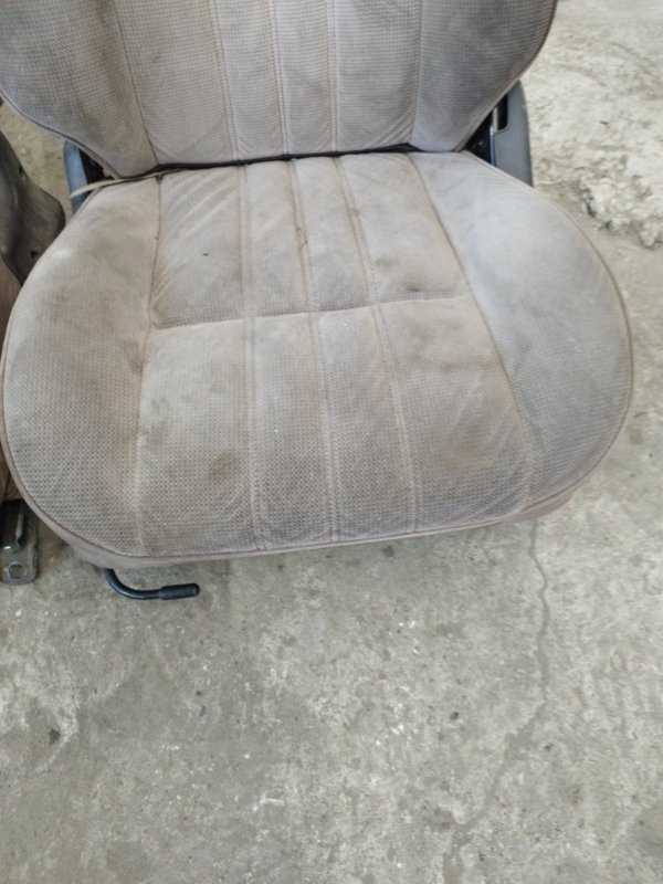 Сиденье Toyota Carina 1989 st170