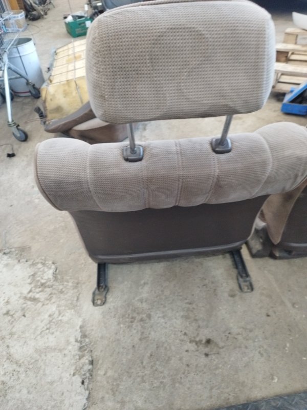 Сиденье Toyota Carina 1989 st170