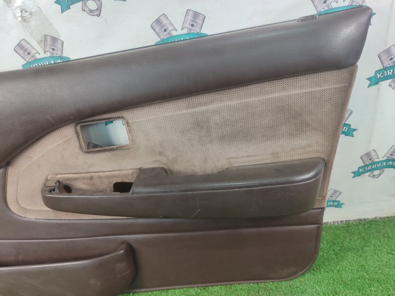 Накладка двери Toyota Carina 1989 st170
