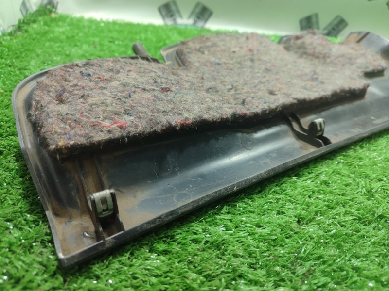 Бардачок Toyota Carina 1989 st170