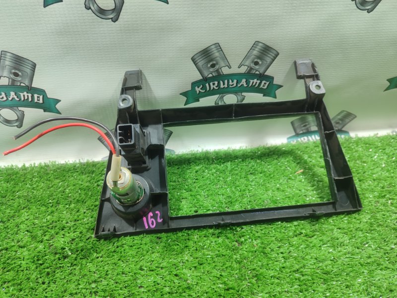 Рамка магнитолы Toyota Carina 1989 st170