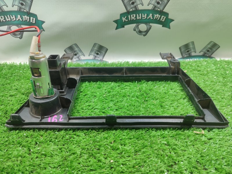 Рамка магнитолы Toyota Carina 1989 st170