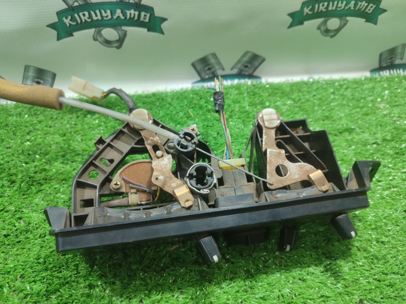 Блок управления климат-контролем Toyota Carina 1989 st170