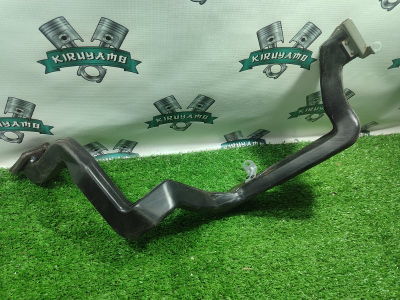 Воздуховод салона Toyota Carina 1989 st170