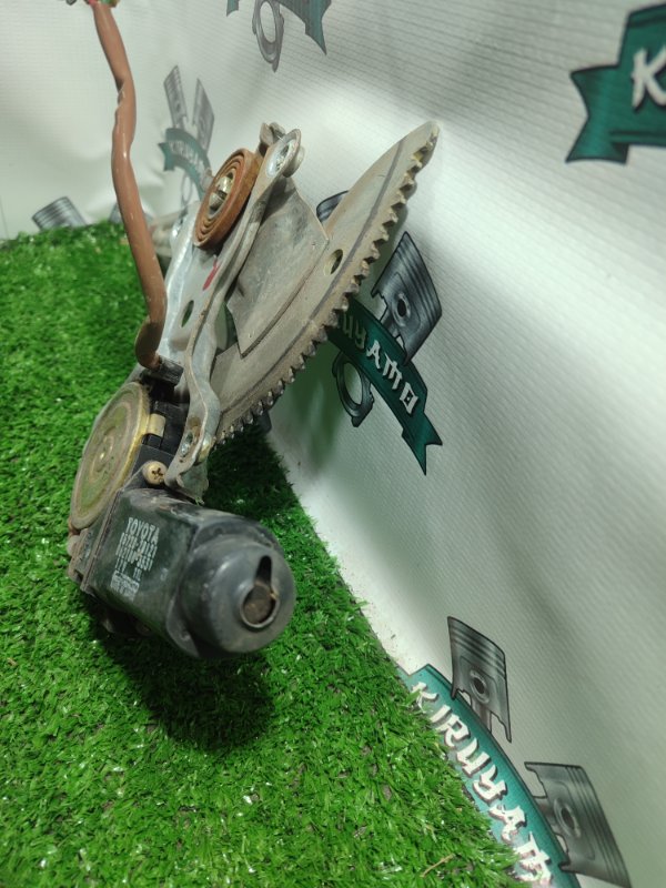 Стеклоподъемный механизм Toyota Carina 1989 st170