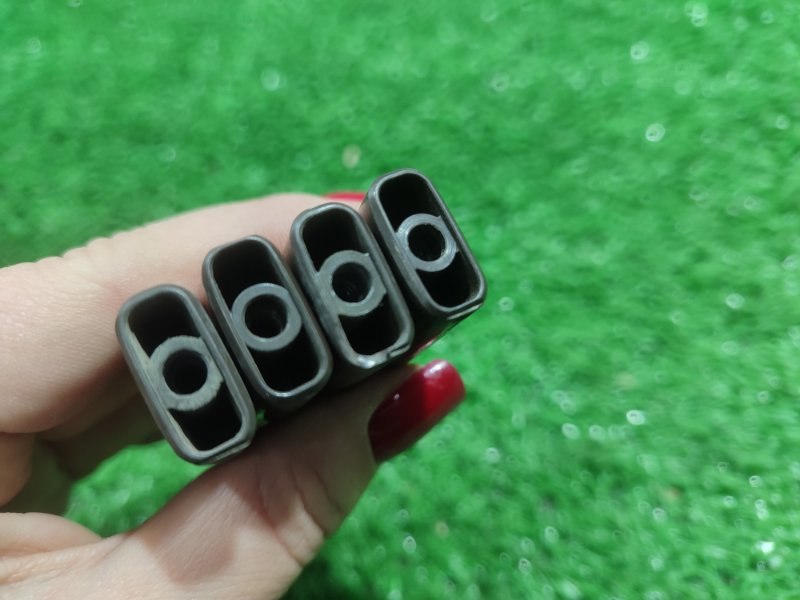 Кнопка открытия двери Toyota Carina 1989 st170