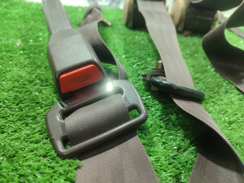 Ремень безопасности Toyota Carina 1989 st170