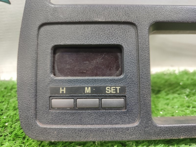 Накладка на торпедо Toyota Carina 1989 st170