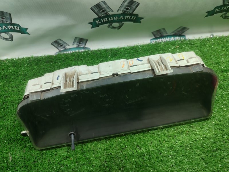 Панель приборов Toyota Carina 1989 st170