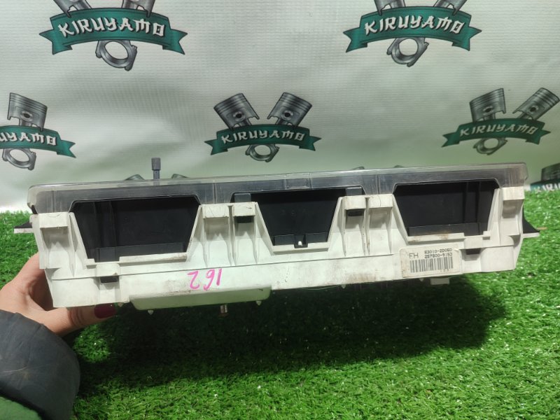 Панель приборов Toyota Carina 1989 st170