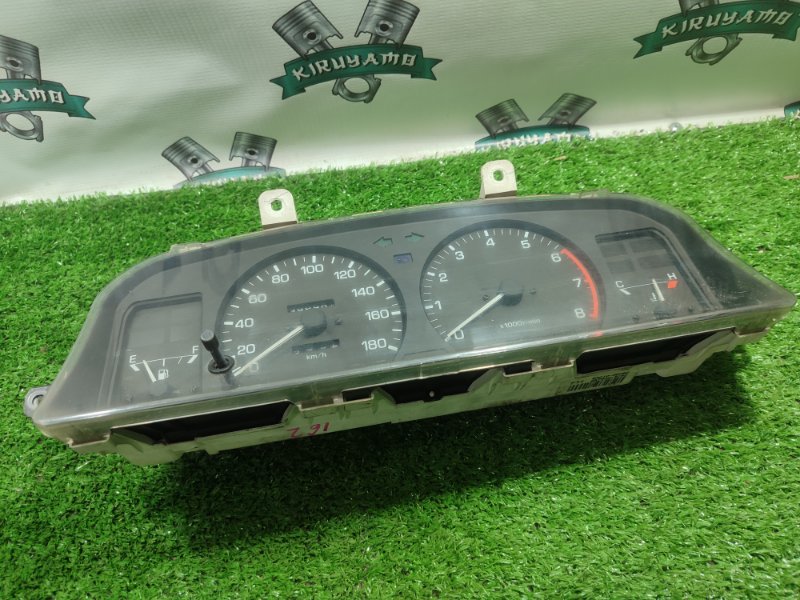 Панель приборов Toyota Carina 1989 st170