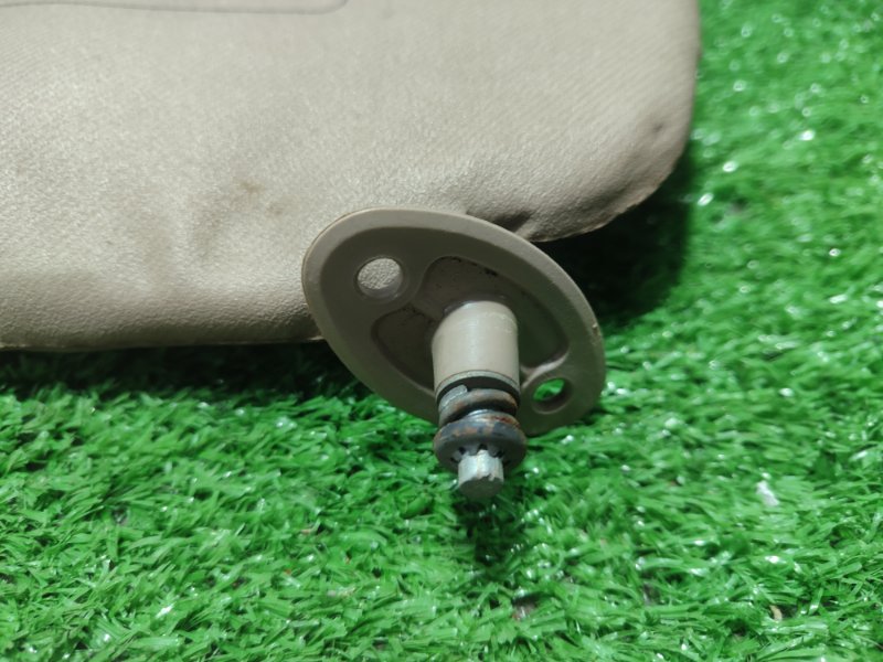 Козырек солнцезащитный Toyota Carina 1989 st170