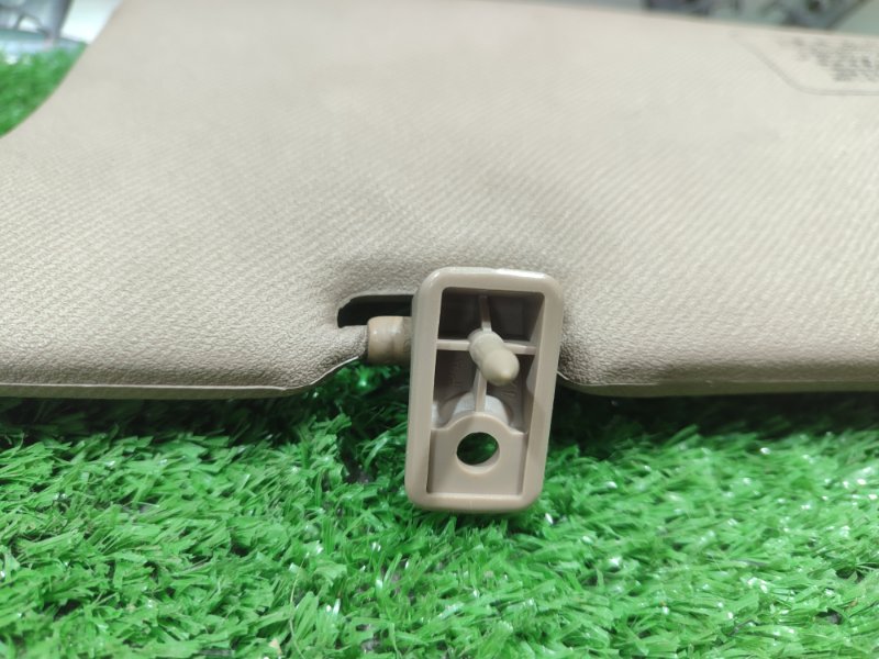 Козырек солнцезащитный Toyota Carina 1989 st170