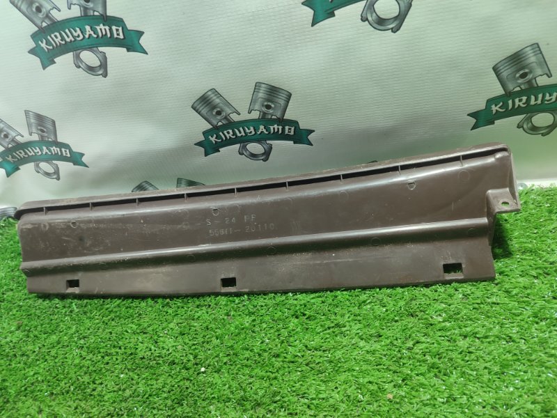 Накладка на переднюю панель Toyota Carina 1989 st170