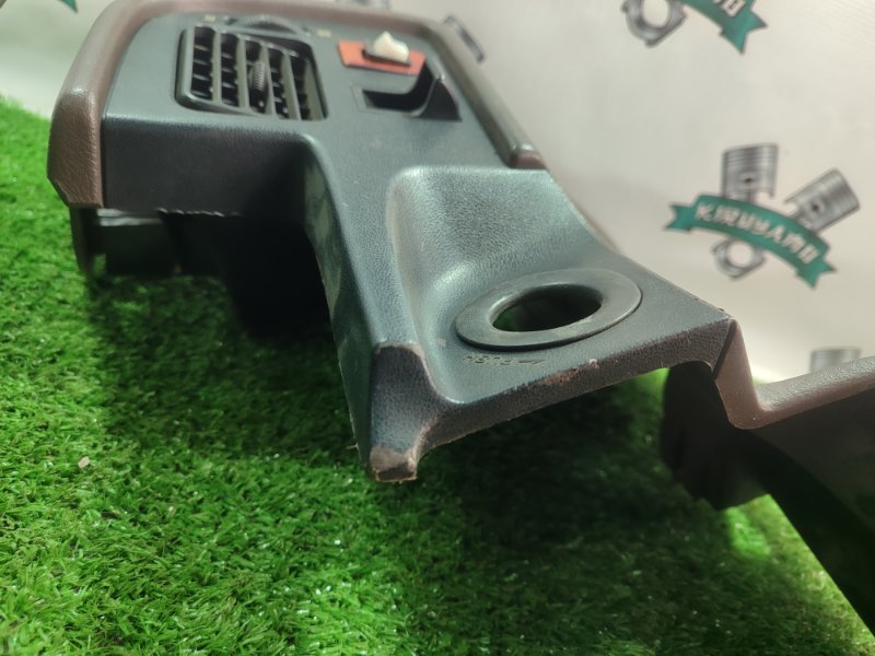 Накладка на торпедо Toyota Carina 1989 st170