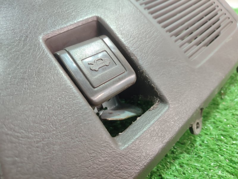 Накладка на торпедо Toyota Carina 1989 st170